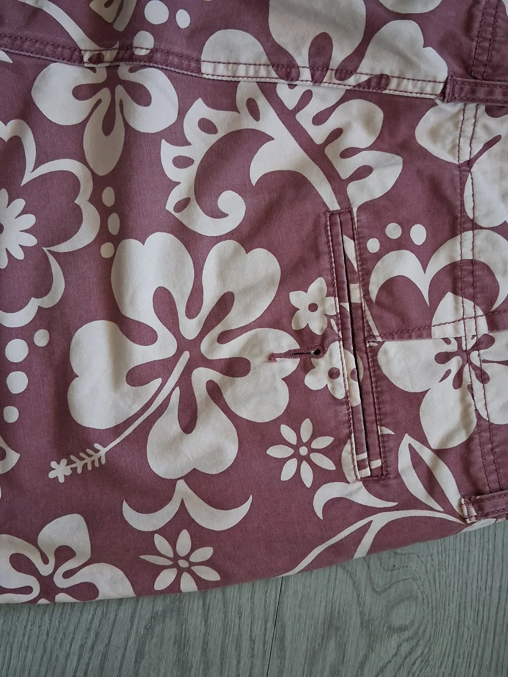 J.Crew Floral Bermuda Shorts |Mauve & Cream Tropical Print |Men's 34
